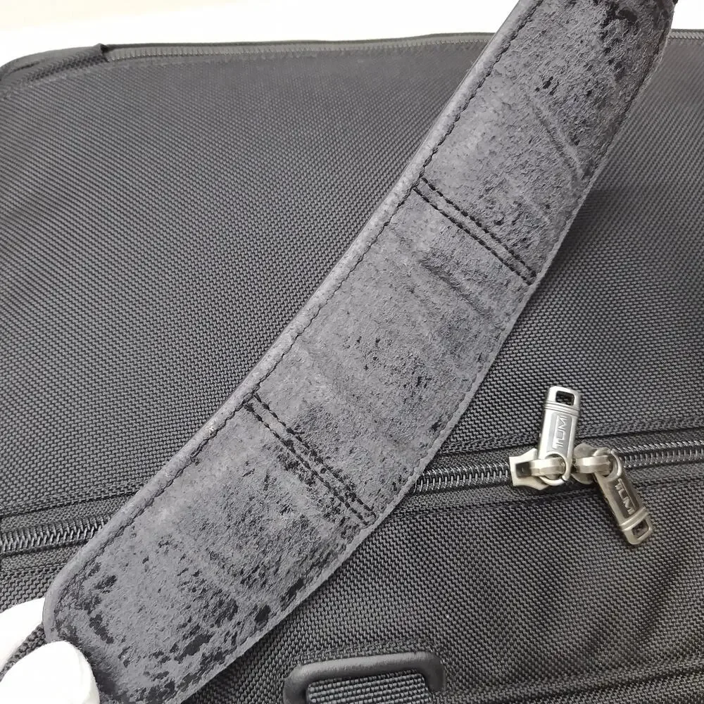 Tumi 2 Way Black Nylon Zipper Around Laptop Briefcase Messenger Bag - Picture 8 of 16